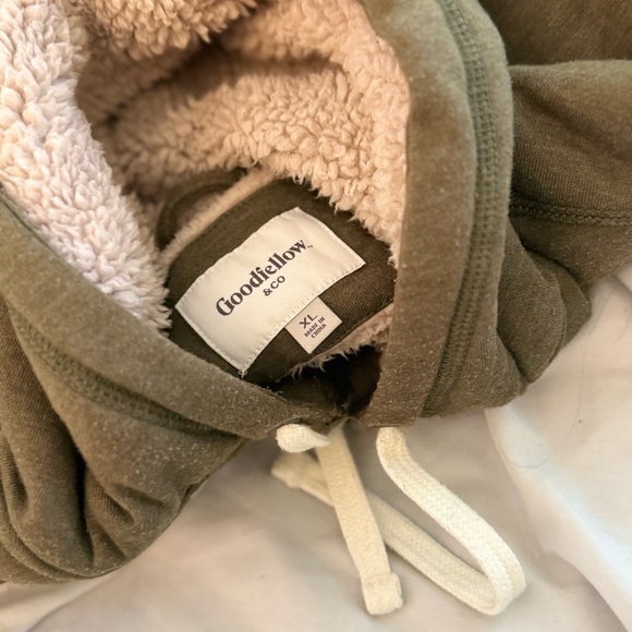 Goodfellow & Co Olive Hoodie with Sherpa Lining - Picture 5 of 6